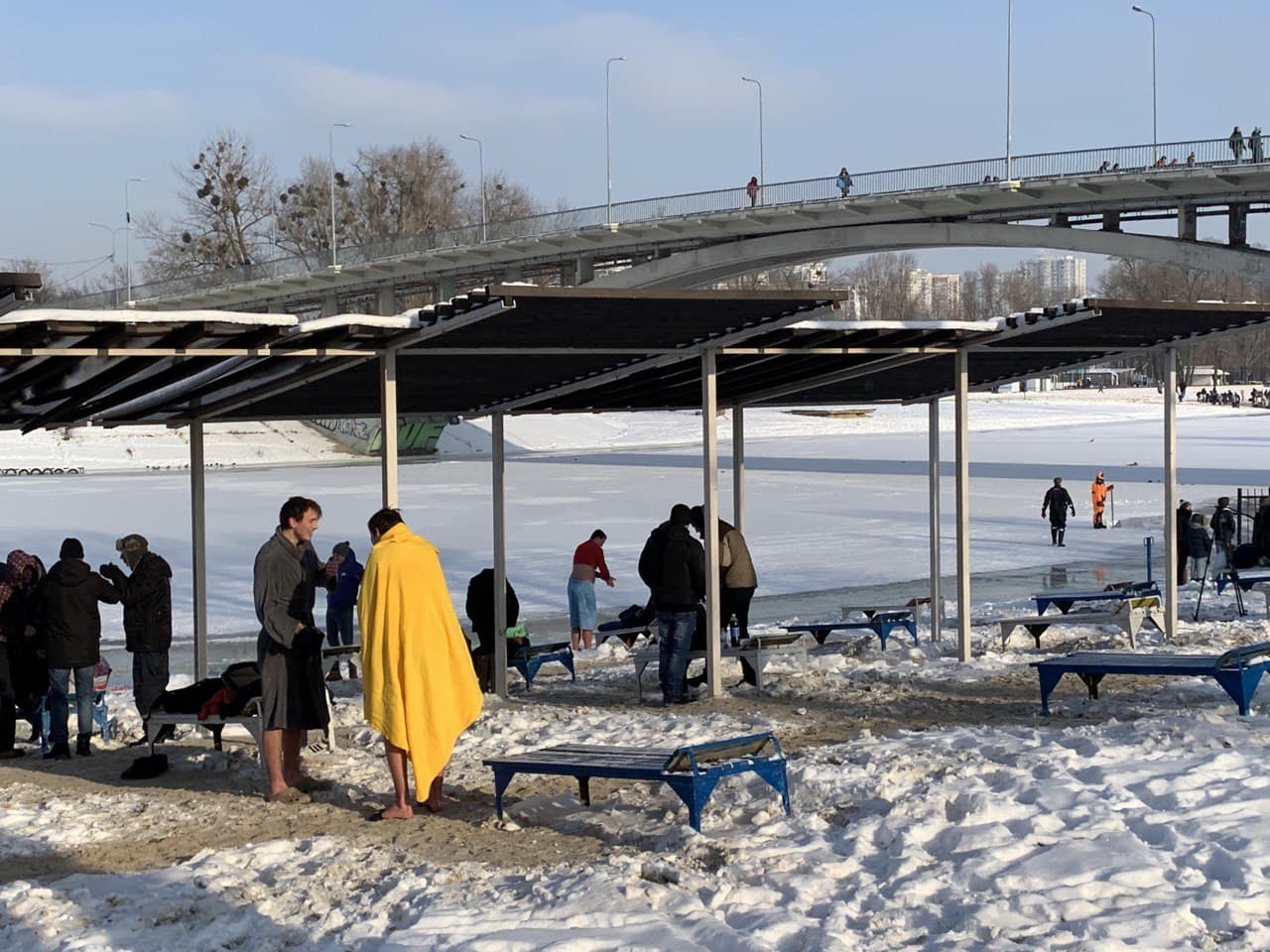 крещенские купания в Гидропарке Киева