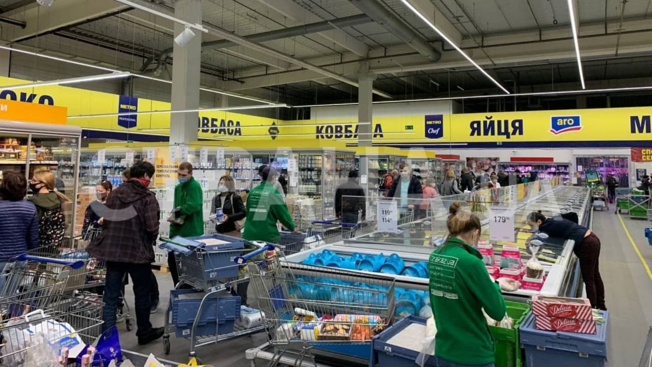 Киев в первый день после того, как город вышел из карантина. Фото: Страна